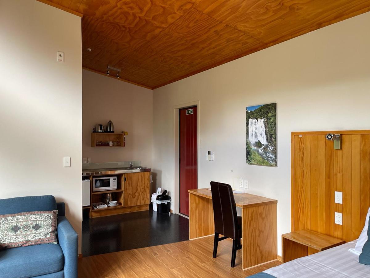 Waitomo Lodge Te Kuiti Extérieur photo